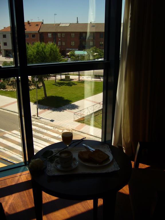 Hotel Torre De Sila Tordesillas Zewnętrze zdjęcie